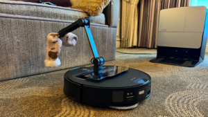 Lire la suite à propos de l’article Roborock Saros Z70 avis 2025 : Que vaut vraiment ce robot aspirateur à bras ?